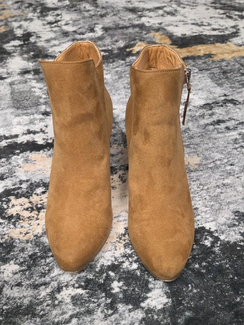 JustFab Mazie Camel Ankle Booties Size 10 Block Heel